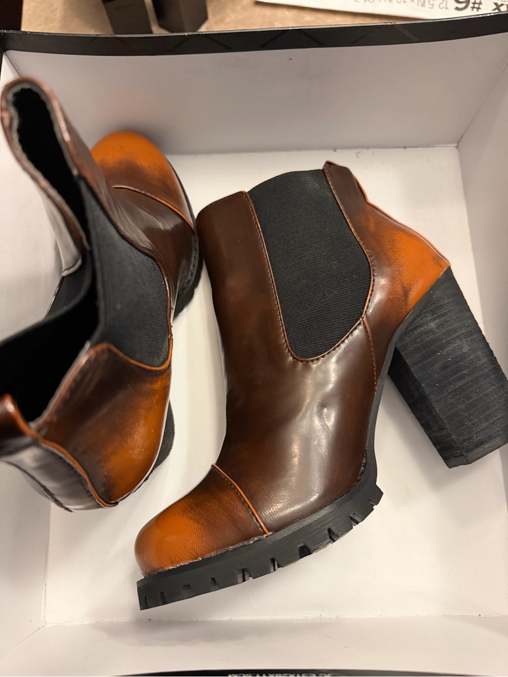 Chinese Laundry Brown Two-Tone Leather Block Heel Chelsea Boots